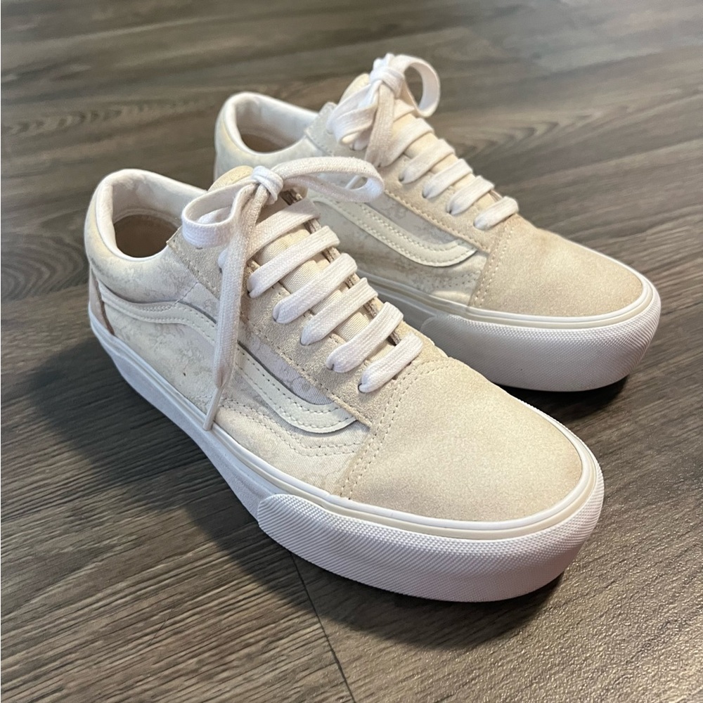 Vans Old Skool Platform Shoes - White Floral